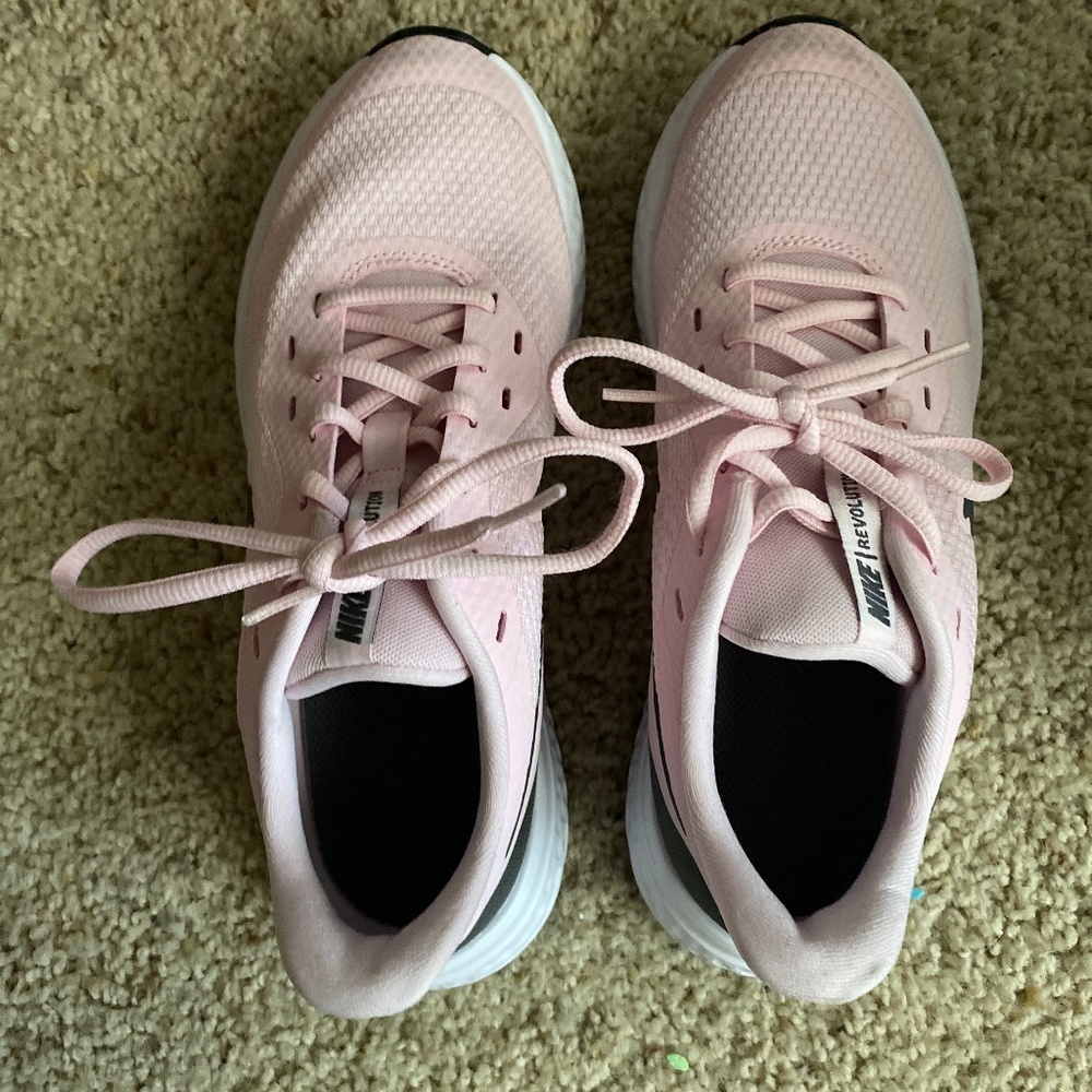 Girls Pink Nike Running Shoes Size 6Y